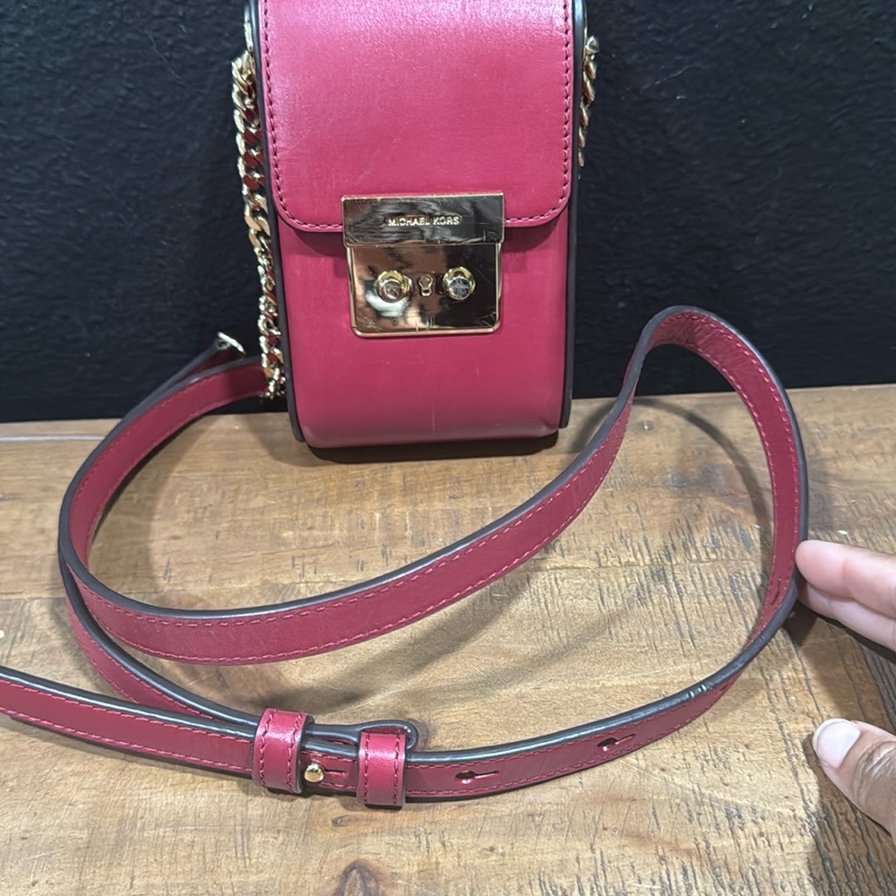 Michael Kors Bradshaw Red camera/ phone Bag